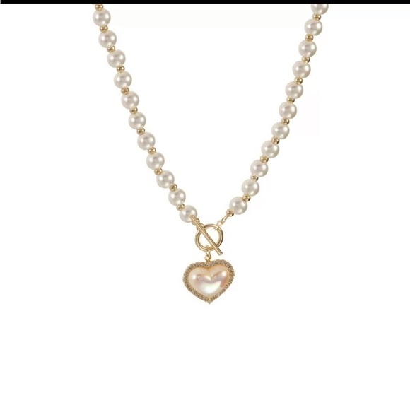 New faux pearl necklace - Picture 5 of 7